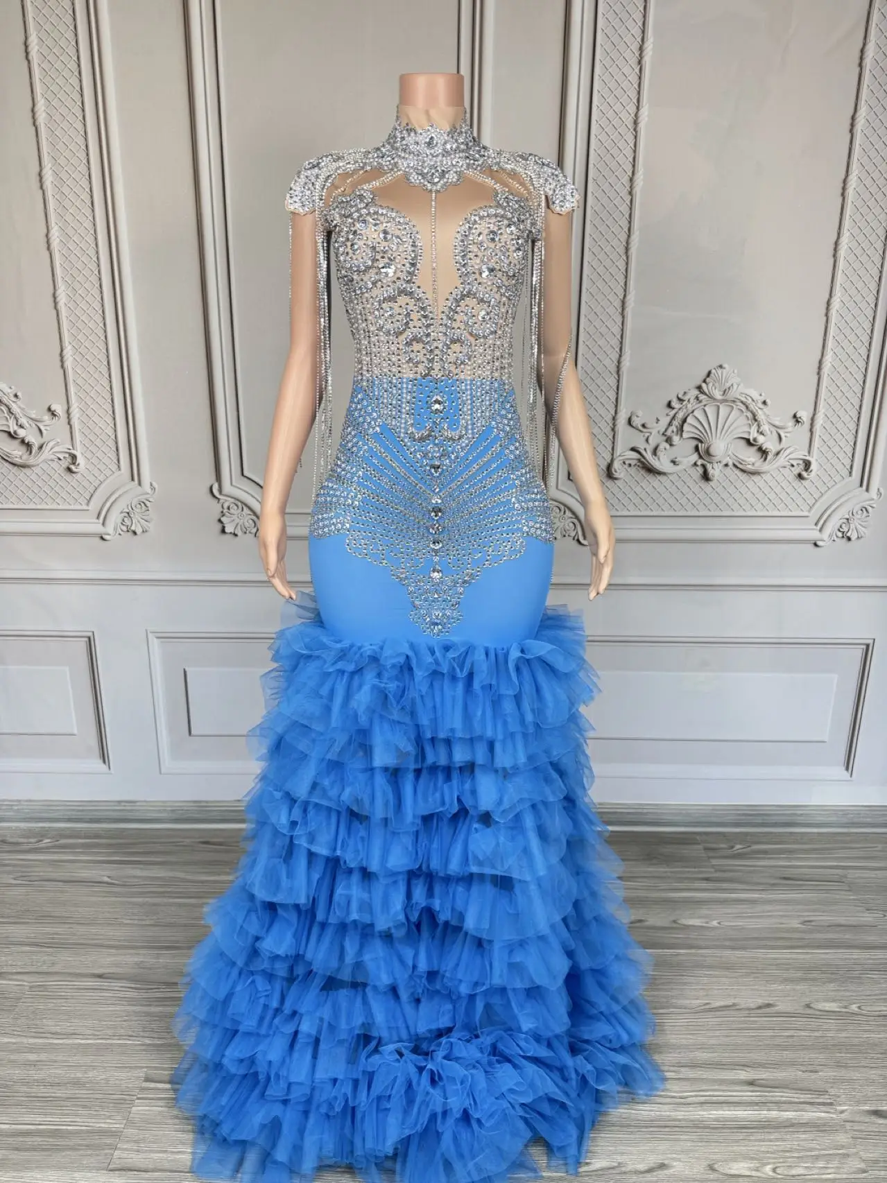 Sukienka seksowna na studniówkę, bal, wieczór, syreni krój, strój na imprezę, damska sukienka z dżetami, długa suknia ślubna, bankietowa, balowa