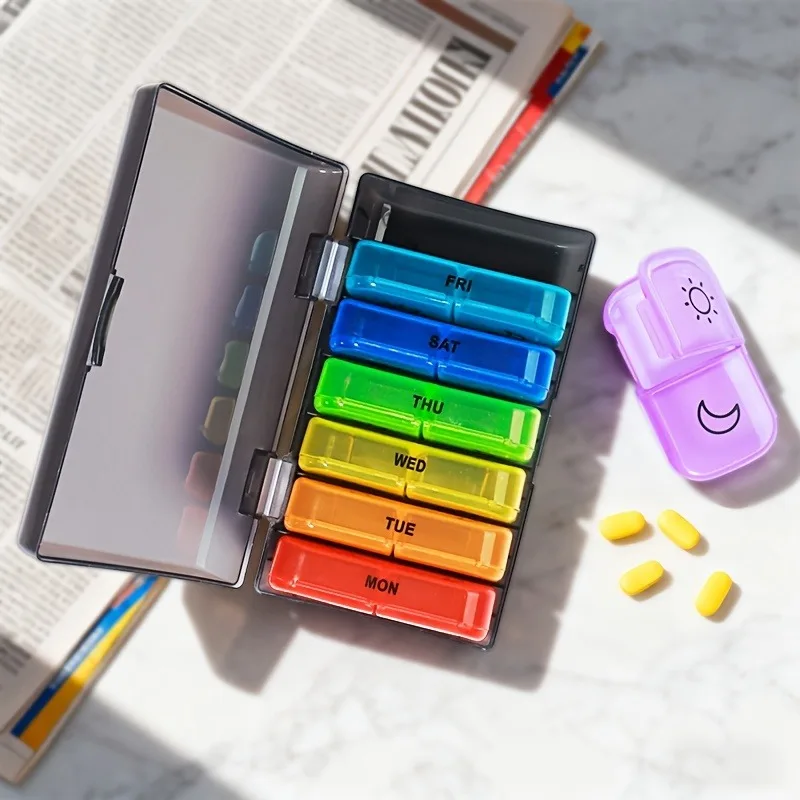 7-day large-capacity medicine storage box with 14 independent compartments, helping you arrange all your morning and evening med