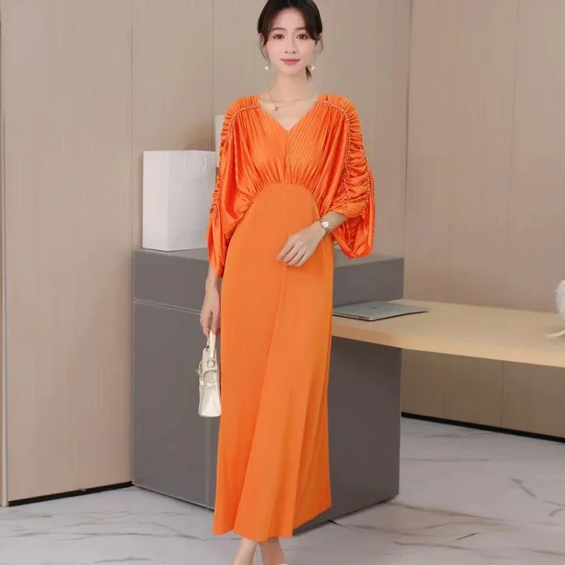 

ALSEY Pleated French High Quality Bat Sleeve Splicing Fashion Color Collision High Waist Slim Women's Dresses 2024 Summer New