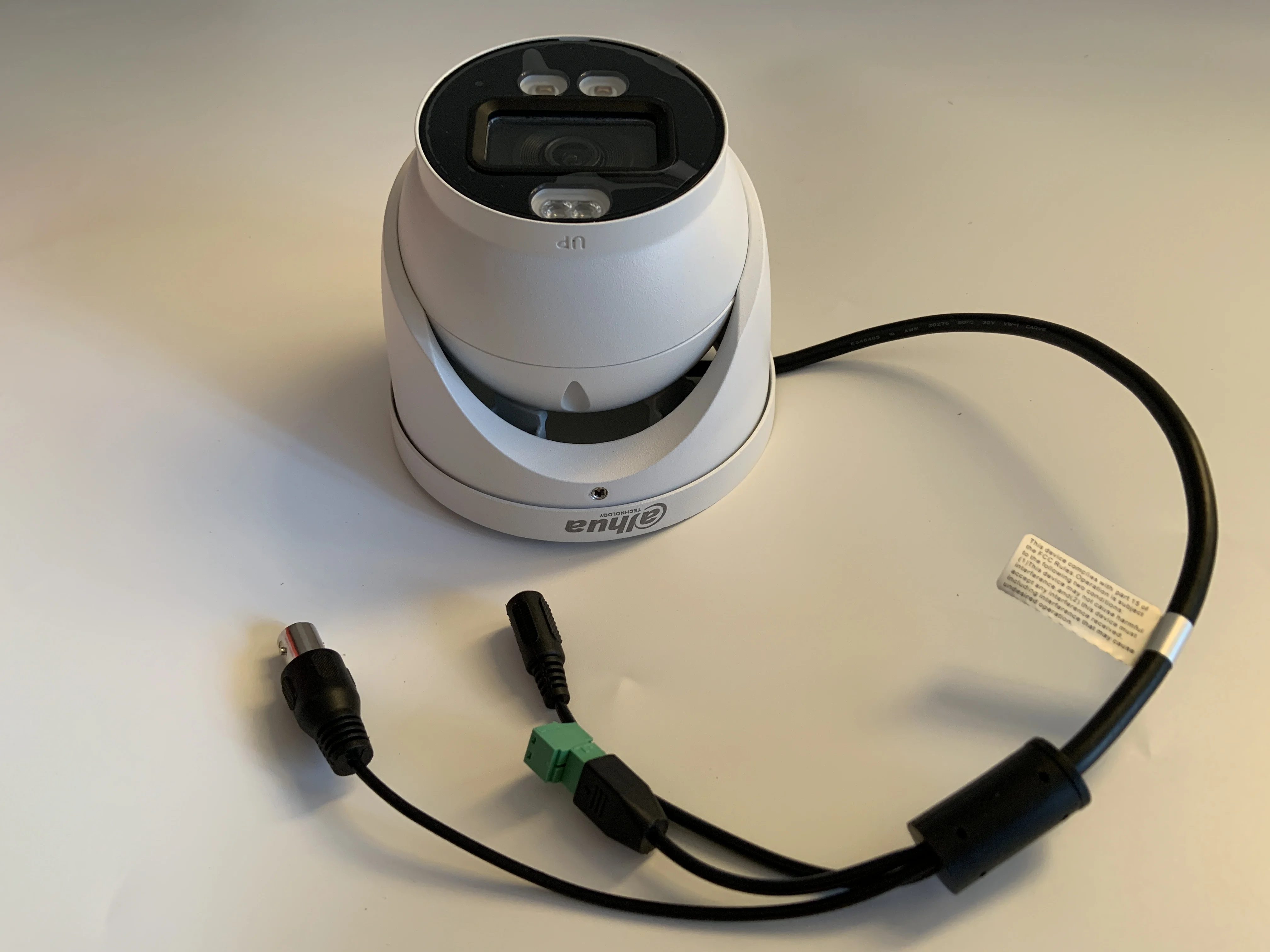 Dahua Camera HAC-ME1809H-A-PV HDCVI 4K Full-Color Active Deterrence Fixed Eyeball Camera Built-in Mic IP67 1 BNC Output