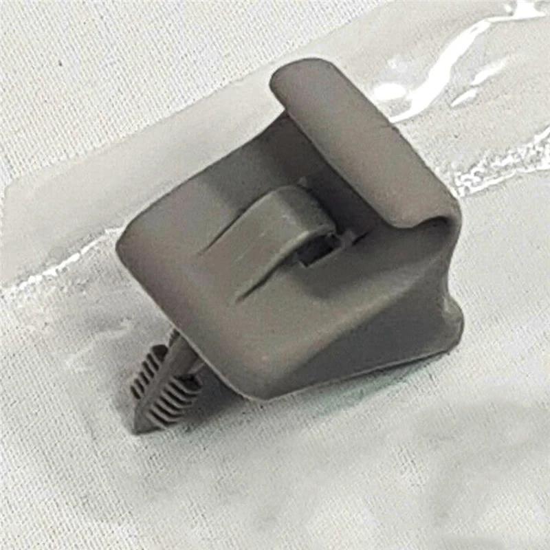 1Pcs 85235-1C300QS Grey Retainer Sunvisor Clip for Hyundai Getz I20 2002-2012 Car Sun Visor Clip Bracket 852351C300QS