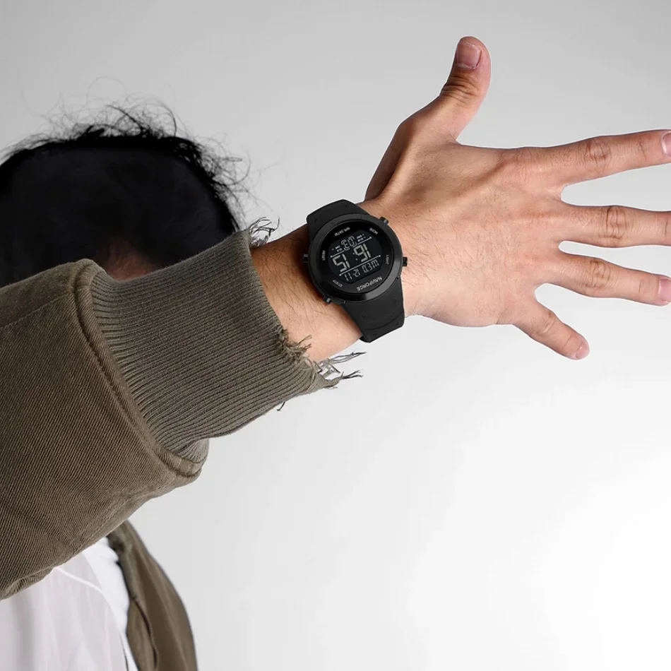 NAVIFORCE NF9246 Modo de alarma Reloj de pulsera para hombre Correa de silicona Luz LED Pantalla de luz nocturna Relojes electrónicos
