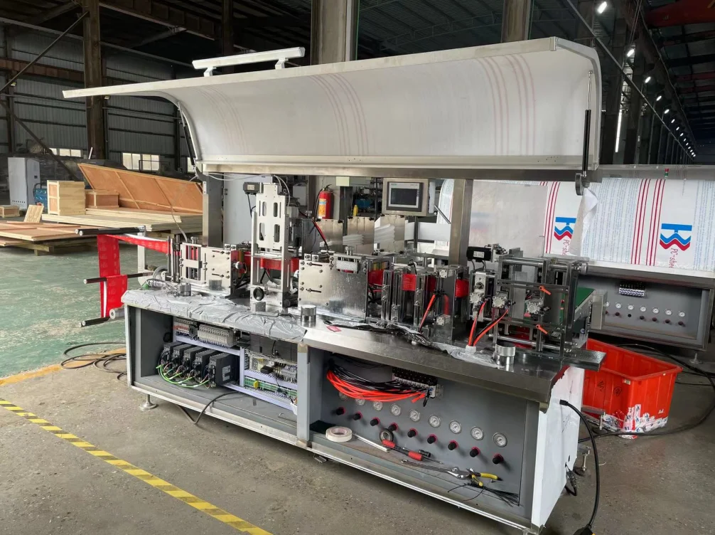 Automatic High Speed Single Sachet Glasses Cleaning Wipes Making Machine Wet Wipes Packing Machine