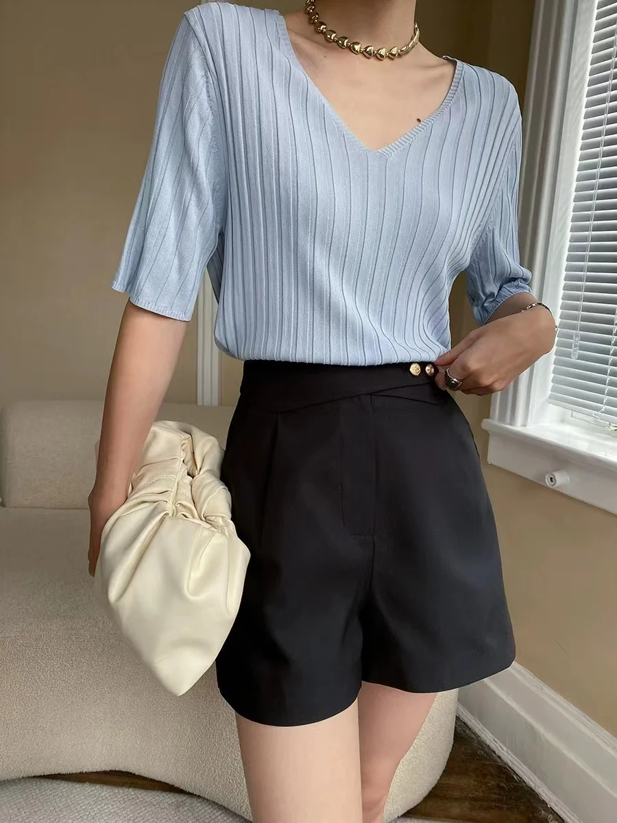 Tall Gold Buckle Shows Thin Commuting Wide Leg Suit Shorts Lady 2023 Summer Women's Knee Above High Waist Pants