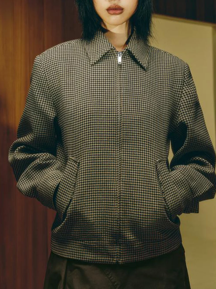 

European style new women's fashion versatile and elegant lapel long-sleeved houndstooth padded shoulder bomber jacket.