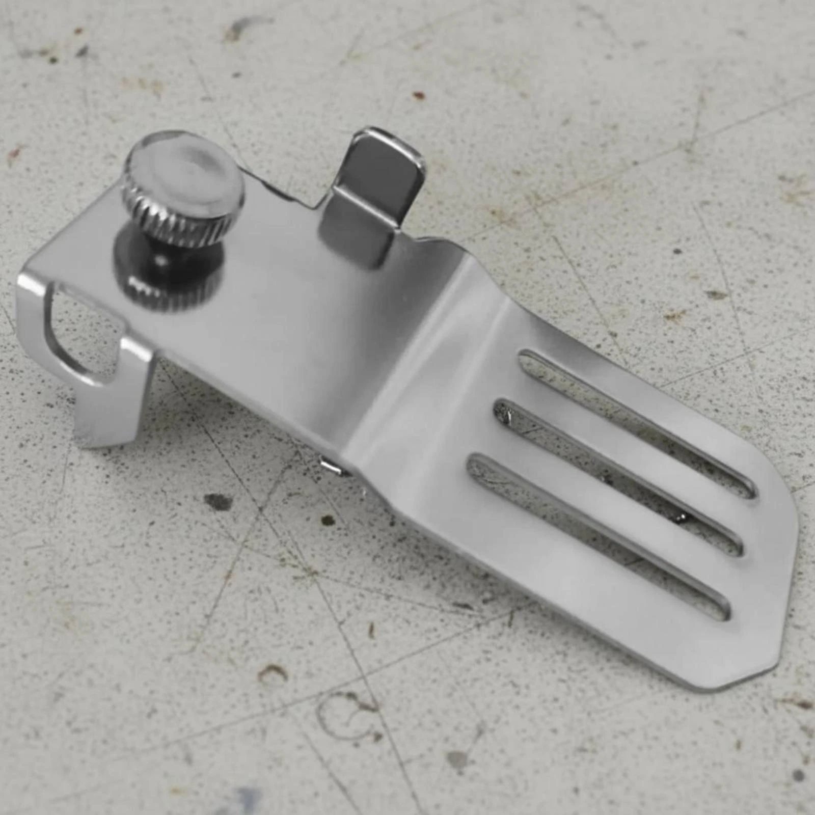 

Tape Measure Fixed Clip Metal Measure Marking Guide Clip Measurement Accessory Portable Rust-Resistant for Home Repair