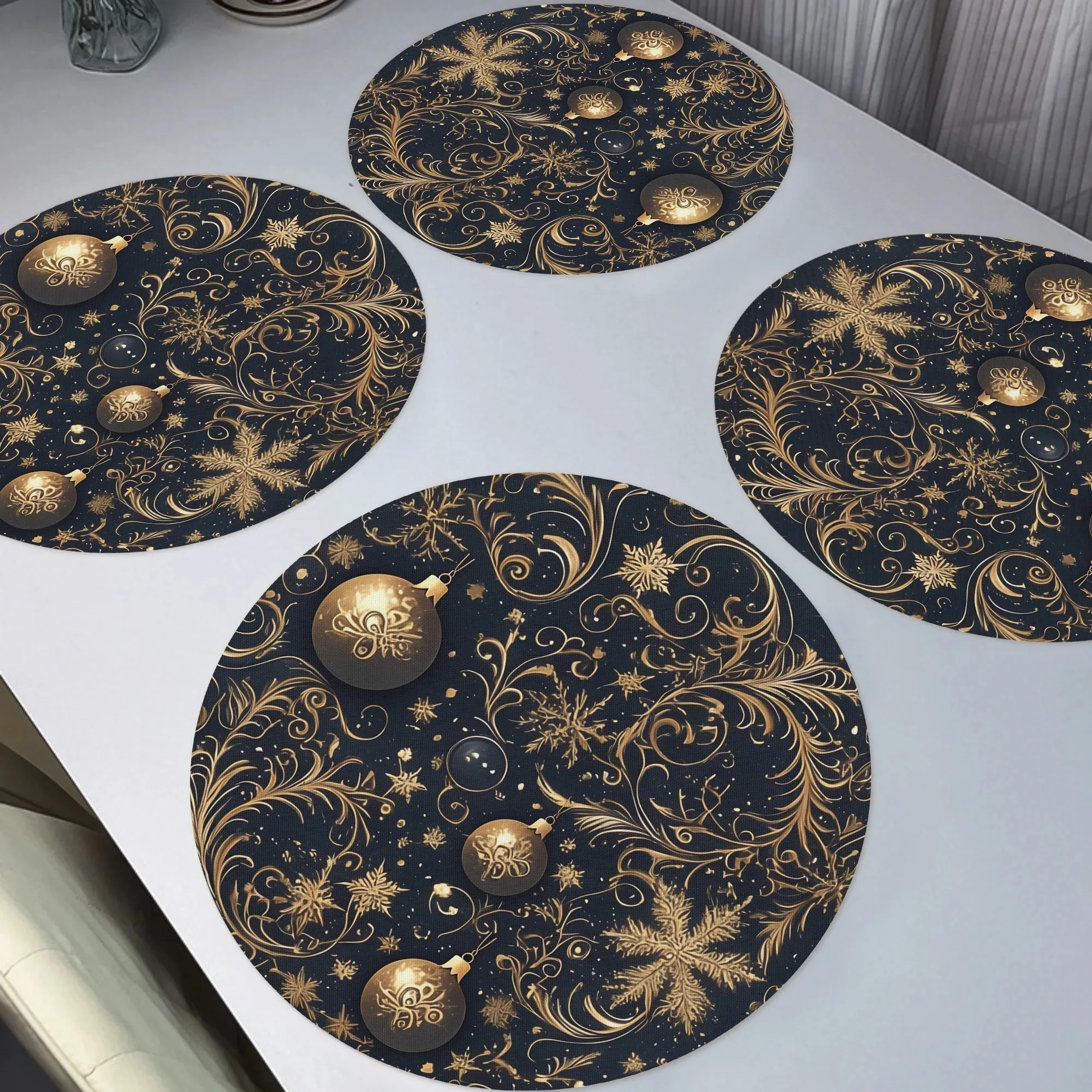 2/4/6/8Pcs Gold Decorative Snowflake Black Christmas Round Placemats Christmas Winter Seasonal Non-Slip Washable Heat-Resistant Table Mats Suitable for Parties, Kitchen Dining, Christmas Decorations