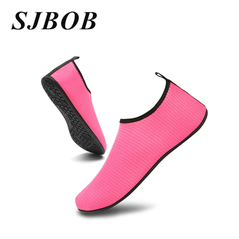 

Stylish Red Barefoot Shoes Women Summer Comfort Breathable Yoga Shoes For Women Plus Size 34-47 Sock Shoes Man zapatos de playa