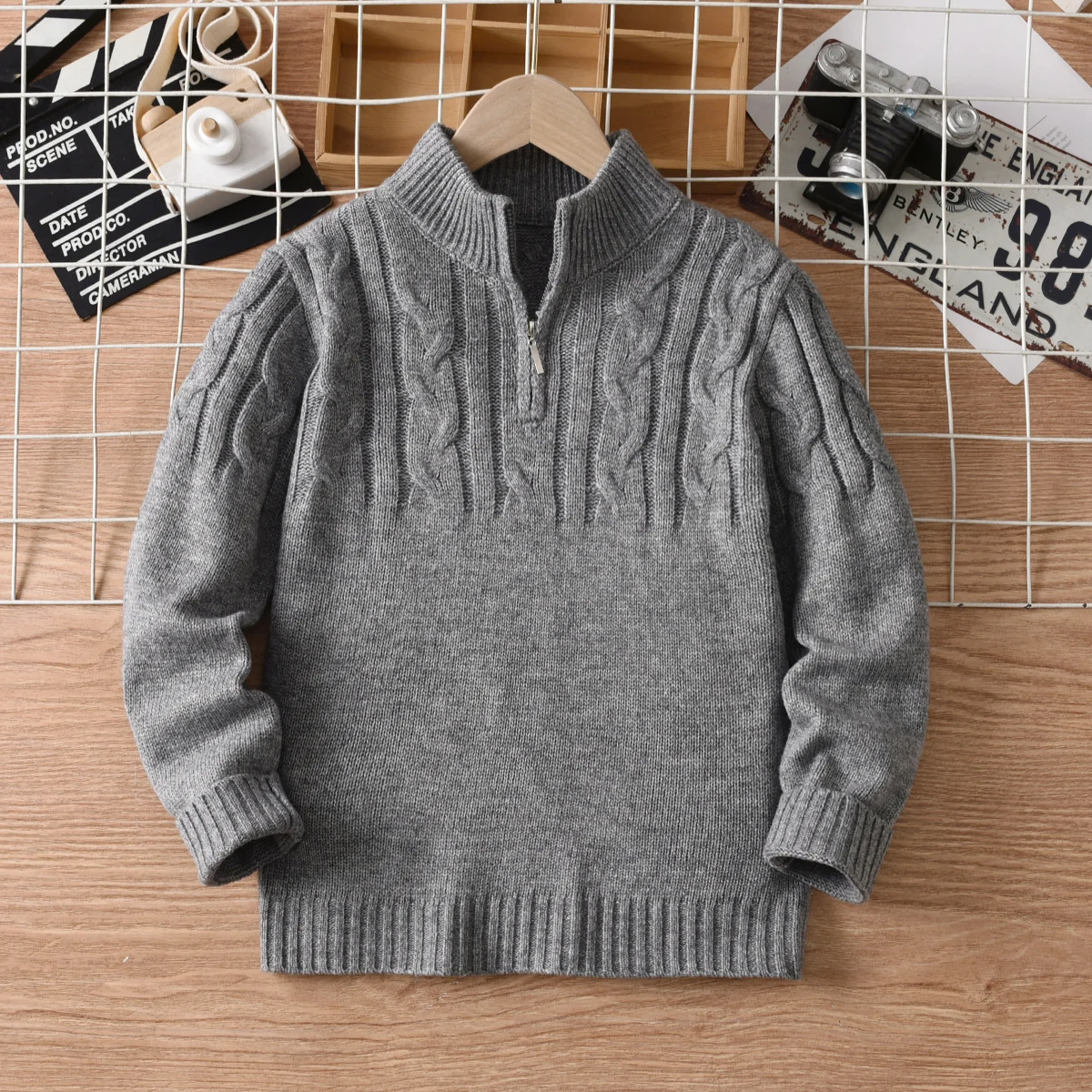 Boys' long sleeve knitting sweater Fried Dough Twists retro college style pullover suitable for campus daily autumn and winter