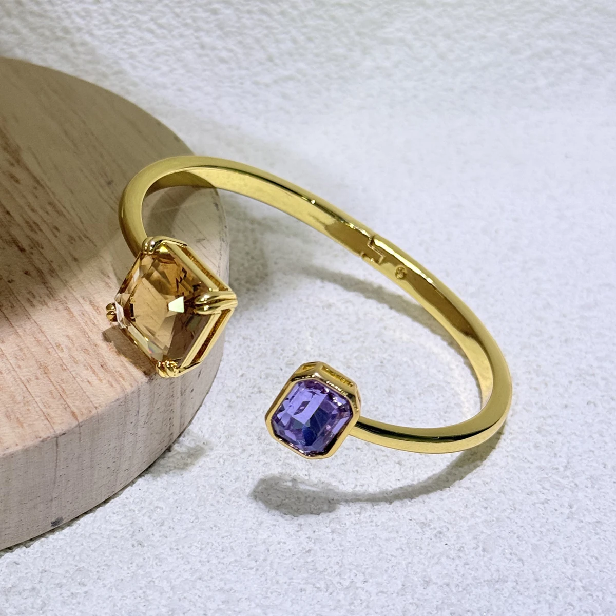 Thumbnail 3 - #16 Trending Gold Necklaces Right Now