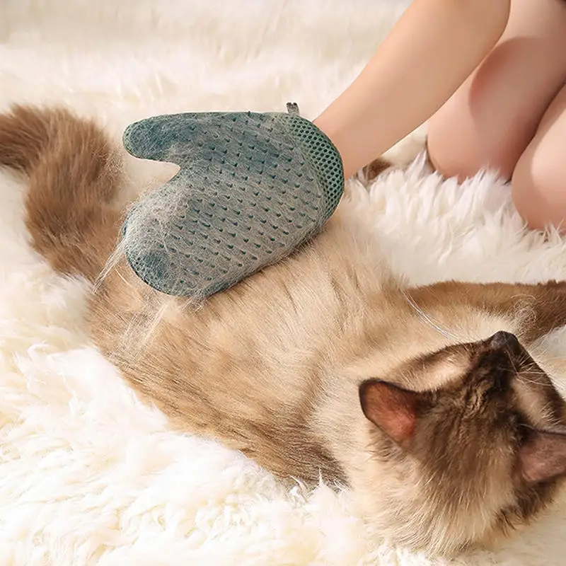 Thumbnail 2 - #7 Trending Pet Grooming Gloves Right Now