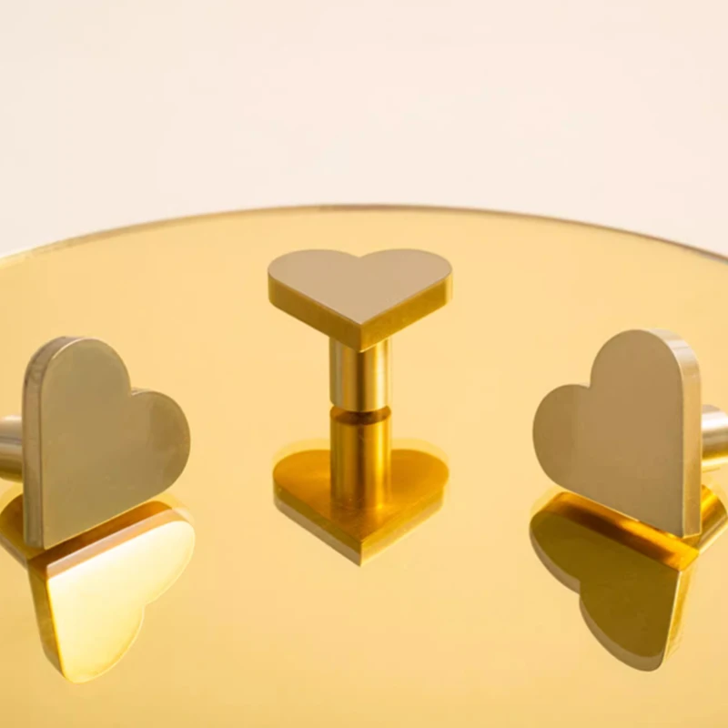Goldene Kindergriffe für Möbel aus reinem Messing, Schubladenknöpfe in exquisiter Pfirsichherzform, Kinderzimmerdekoration, Kinderknöpfe – Detail 4