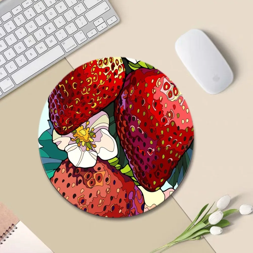 Cute Japense Strawberry Mousepad 20x20cm Round Desktop Desk Mat Kawaii Gaming Accessories Students Writing Pad Mouse Pad