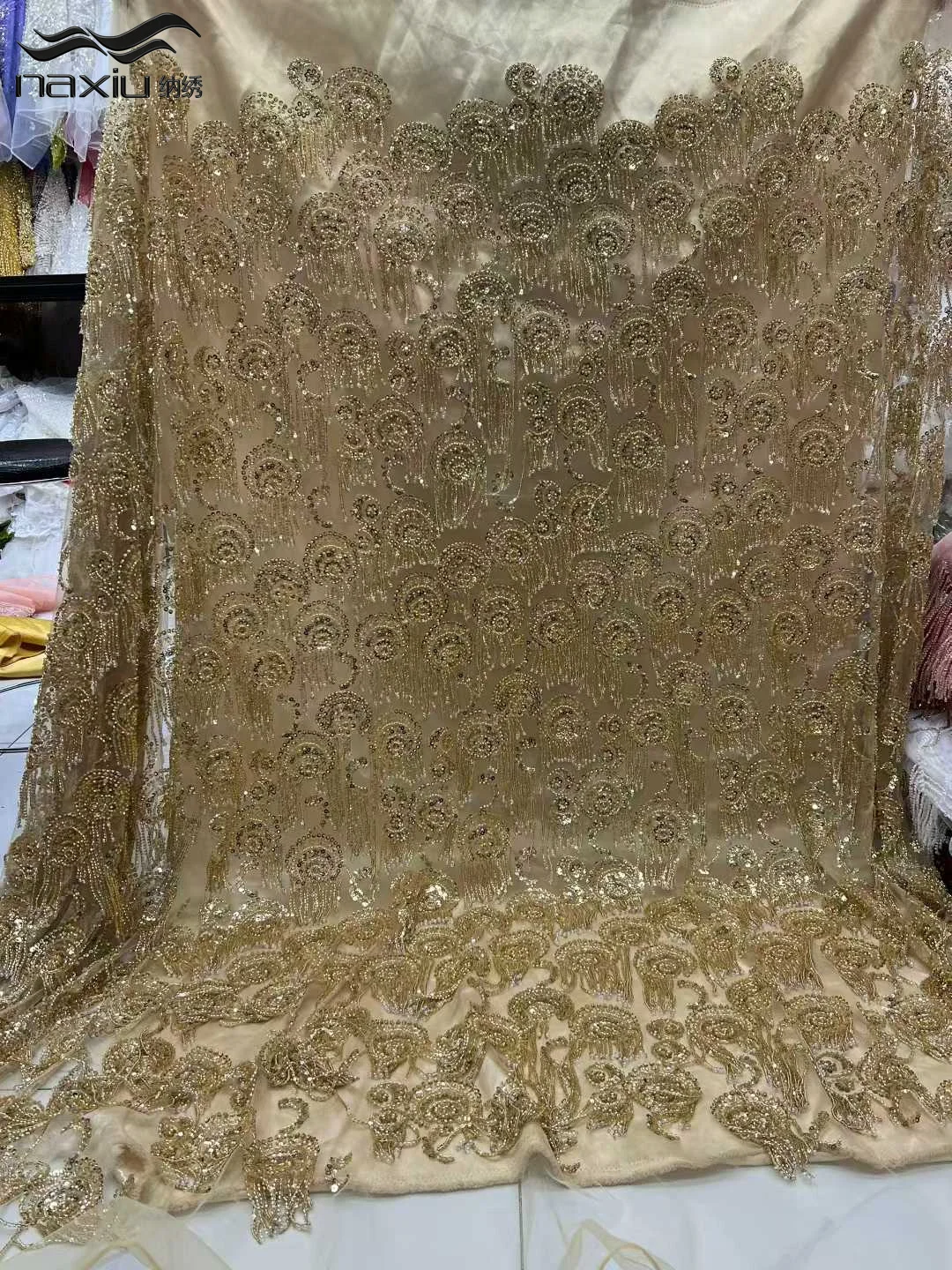 

Madison Luxurious Gold Flow Comb Nigerian African Beaded Lace Fabric High Quality Sequins Embroidery African French Lace Fabric