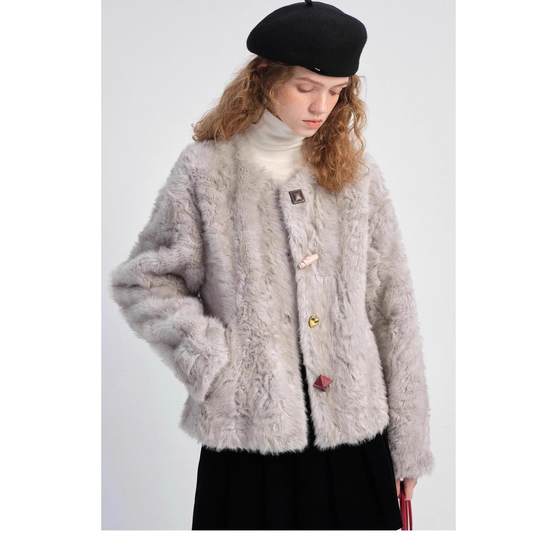 

Imitation Mink Fur One-Piece Coat for Women In Autumn and Winter 2025 with Fur Environmentally Friendly Fur