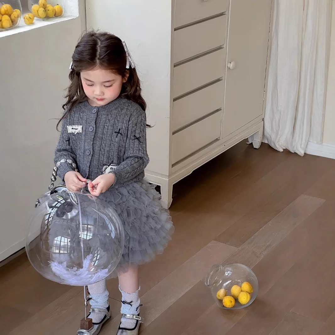 2026 Girls Temperament Set Autumn and Winter New for Baby Girls Knitted Cardigan Yarn Skirt Two-piece Set
