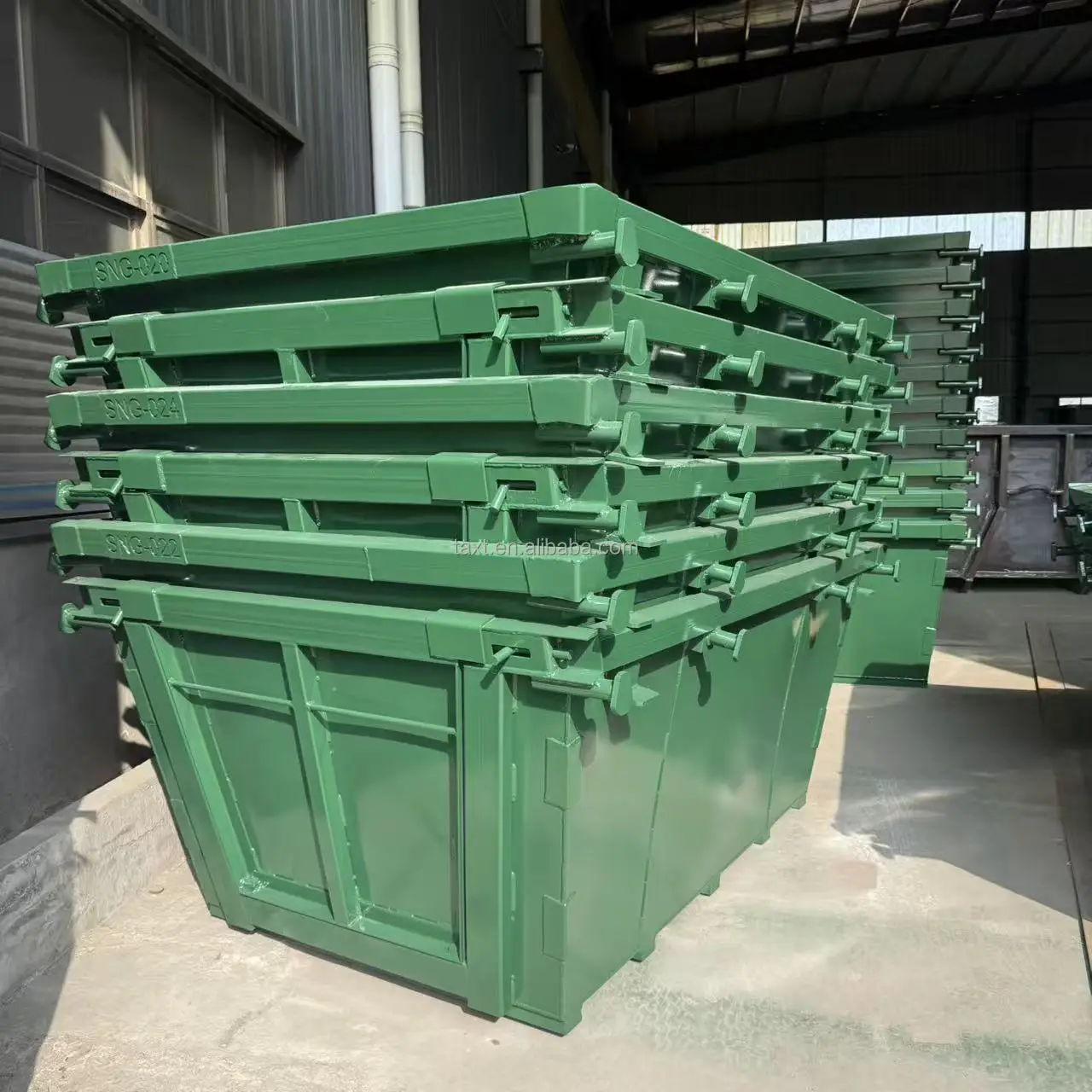 Heavy Duty Steel Skip Bin Reinforced Construction Waste Bin Tough Scrap Metal Container