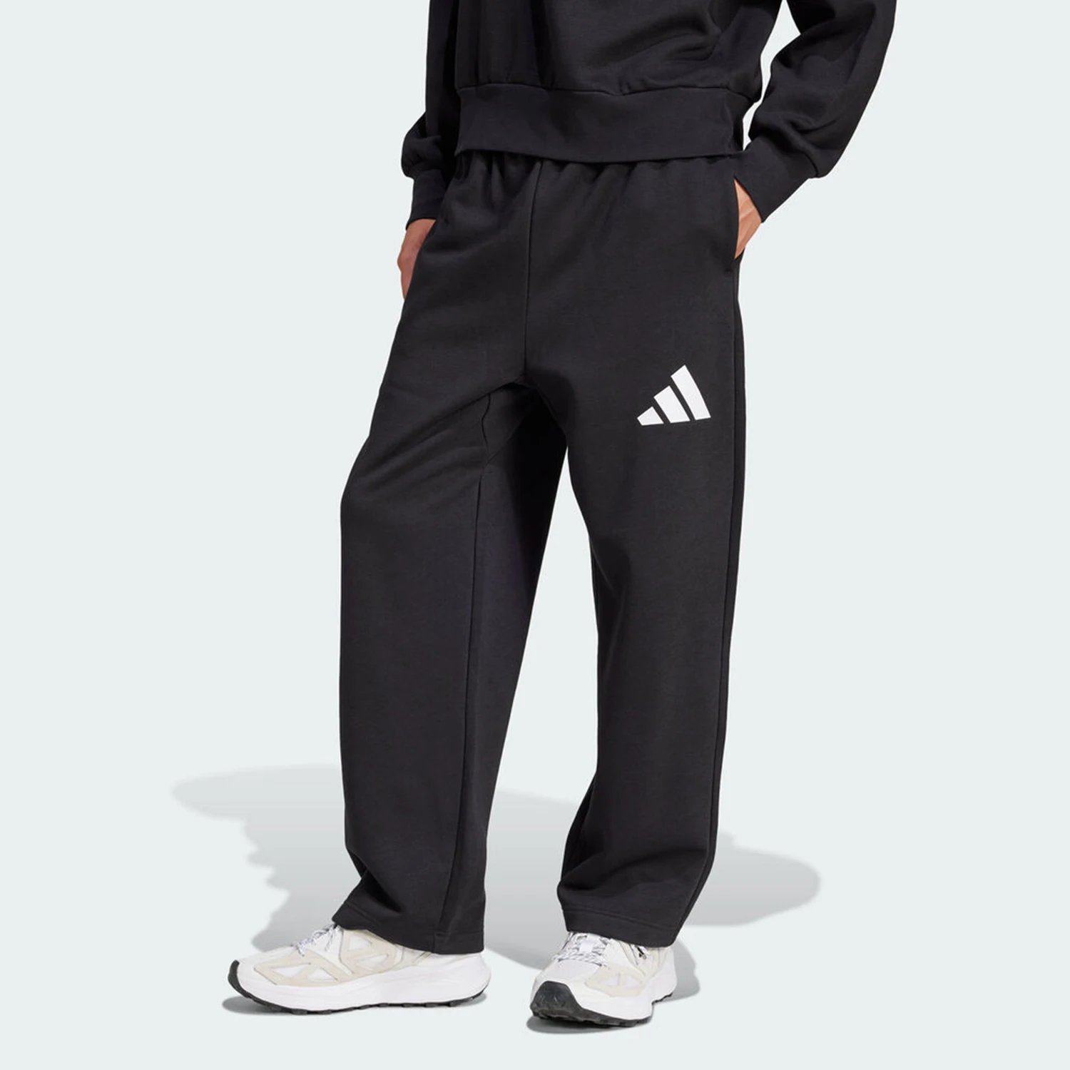 

Оригинальные зимние мужские брюки Adidas с эластичной резинкой на талии и прямыми штанинами JF3567
