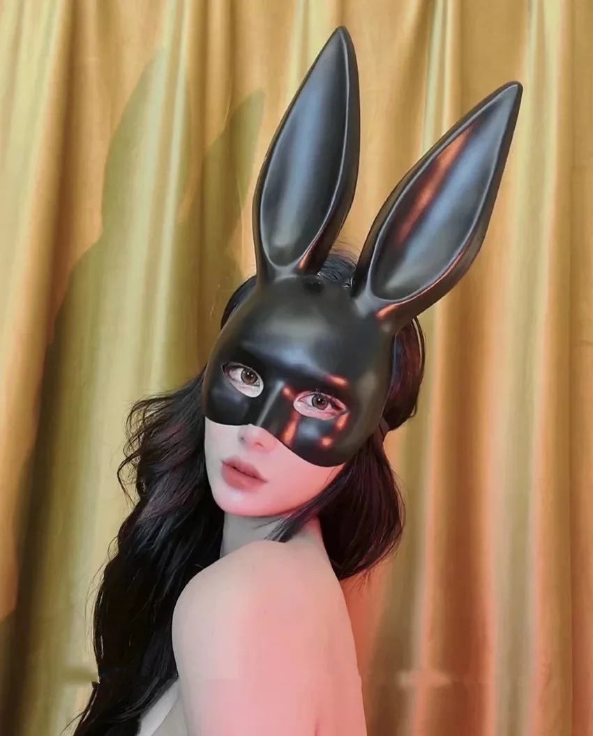 The perfect photo-taking accessory for creating an angular look - the sexy bunny girl rabbit ear velvet mask for Halloween party
