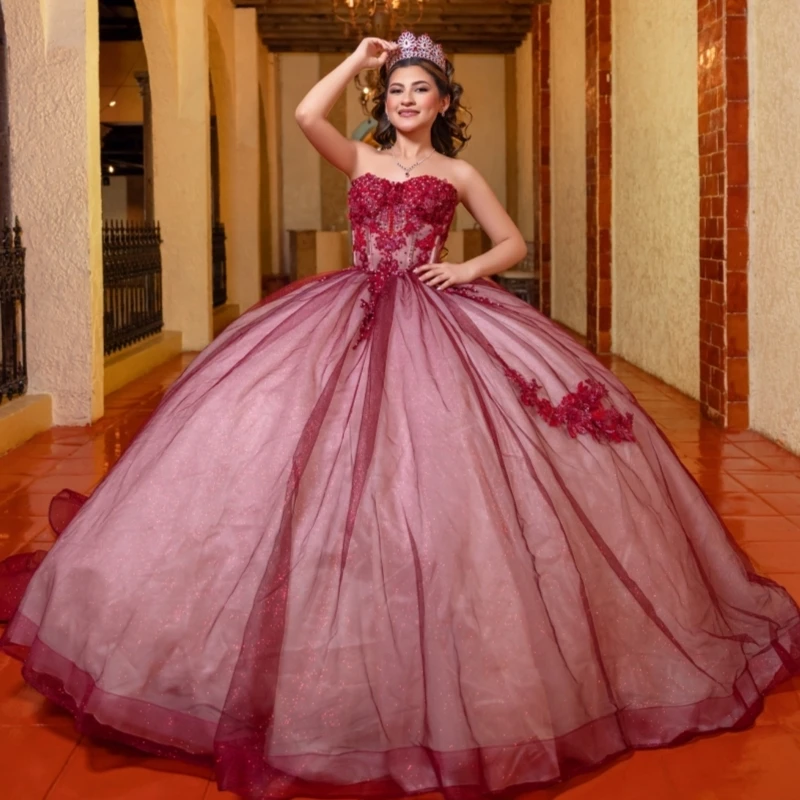 ชุดเดรสงาน Quinceanera สีแดงแบบเปิดไหล่ ประดับดอกไม้ ลูกปัด คริสตัล ผ้าทูลล์ สำหรับงานปาร์ตี้วันเกิด ฉลองอายุ 16 ปี ชุดเดรสวันเกิด 15 ปี