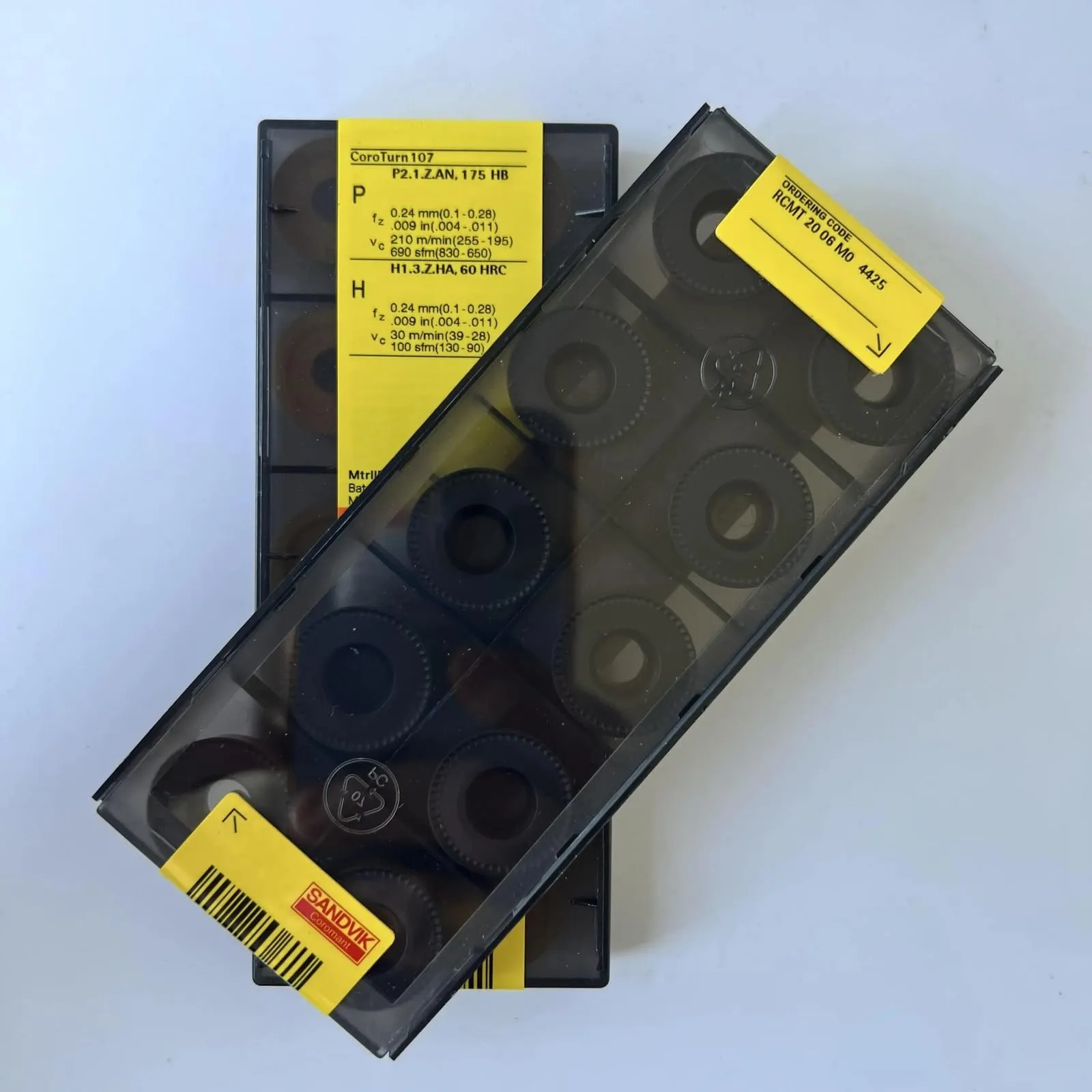 

Original SANDVIK / RCMT2006M0 4425 Hard alloy CNC Blade 10 Pcs