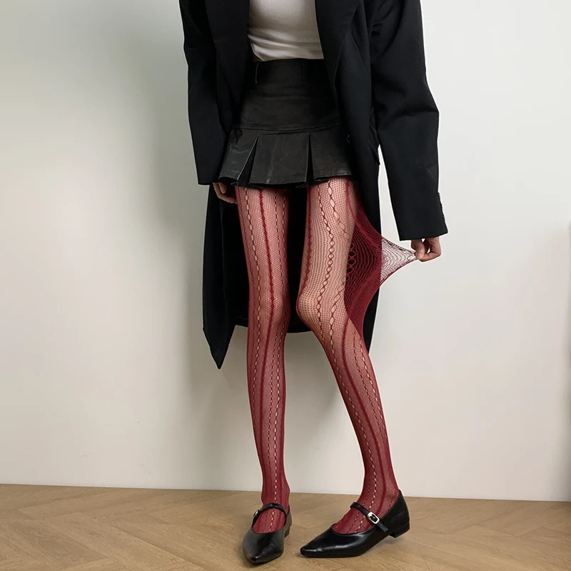 Femmes Sexy Costumes chaîne rouge rayé collants rétro évider Design sens dentelle rayure verticale Jacquard maille résille collants