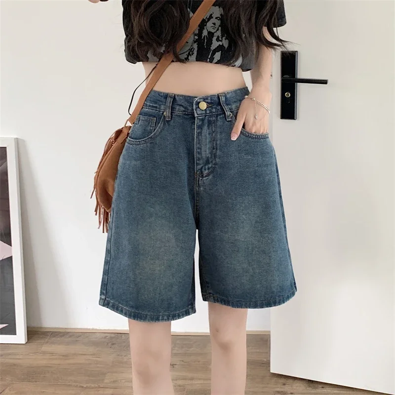 Y2k กางเกงขาสั้นทรงหลวมสำหรับผู้หญิงกางเกงยีนส์ขากว้างสีน้ำเงินวินเทจฤดูร้อน MODE Korea สั้นลำลองผู้หญิงยาวถึงเข่า