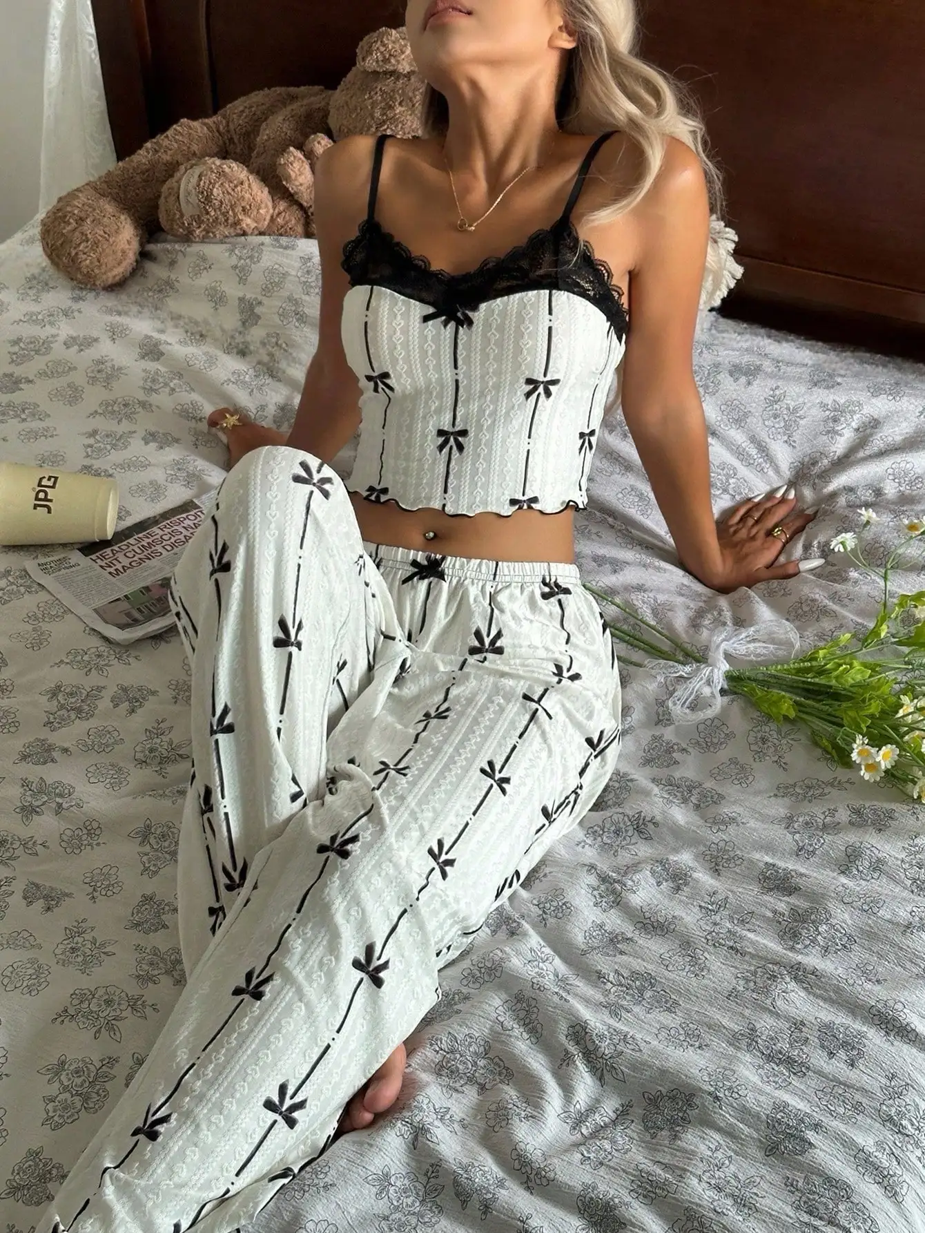 

Women's Knitted Bow Detail Crop Top & Pants Pajama Set for Summer Lounge and Vacation