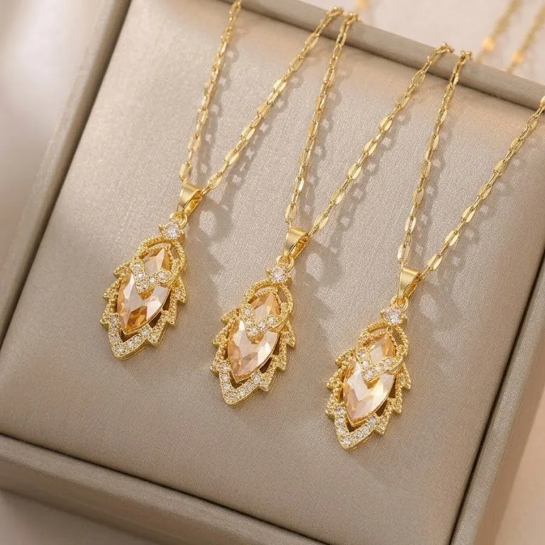 Retro Court Style Orange Crystal Stone Leaf Titanium Steel Chain  Clavicle Chain Fresh Sweet Fairy Style Jewelry
