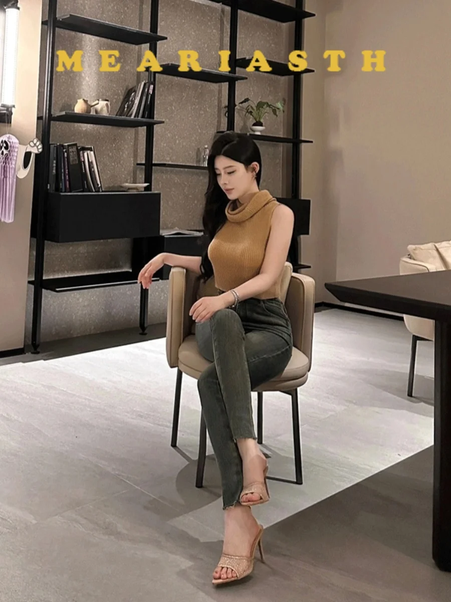 شباشب عصرية متعددة الاستخدامات بكعب عالٍ بمقدمة مدببة ومزينة بحجر الراين من قطعة واحدة صنادل كاجوال أنيقة للسيدات