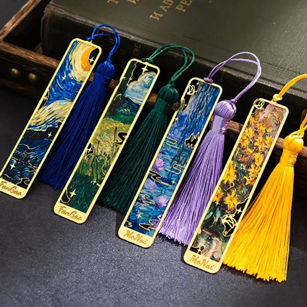 

Metal Metal Bookmark Oil Painting Sunflower Lotus Book Page Marker Hollow Pagination Mark Book Lovers Writers Readers