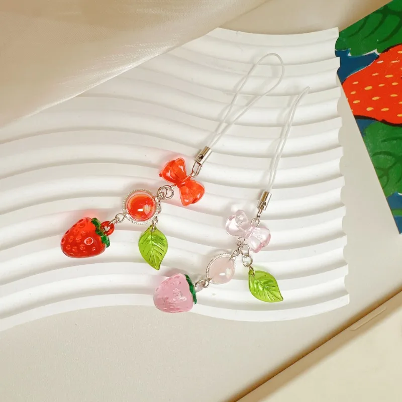 

Simplicity Korean Fashion Fruit Style Phone Charm Sweet Strawberry Short Phone Strap Lanyard Camera Pendant Phone Accessories