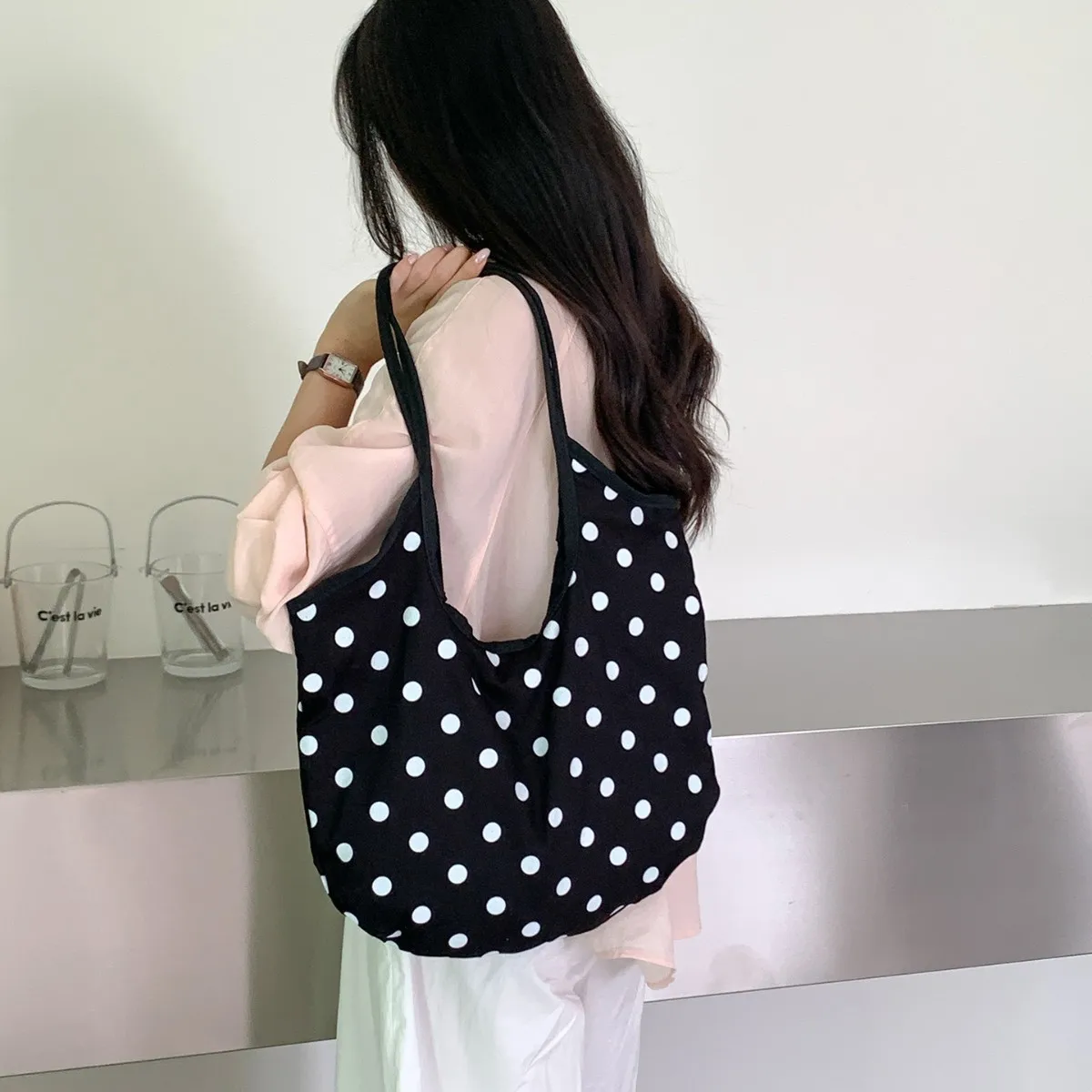

New Casual Classic Polka Point Handbag For Women Fashion Versatile Tote Bag Luxury Design Simple Shoulder Bag Large Capacity