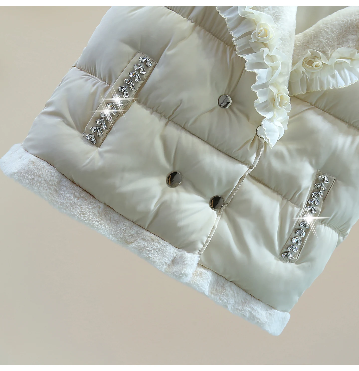 Ruffled Edge Fleece-Lined Sleeveless Cotton Jacket 2025 Autumn Winter Slimming Heavy Craft Flower Embellished Quilted Vest Lady