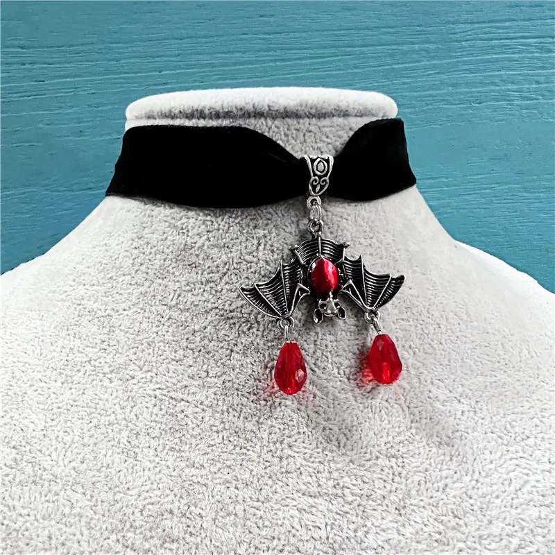 Vintage Gothic Bat Choker For Women Fashion Witch Accessories Gift Red Crystal Bat Mystery Pagan Jewelry Punk Goth Necklace 2022