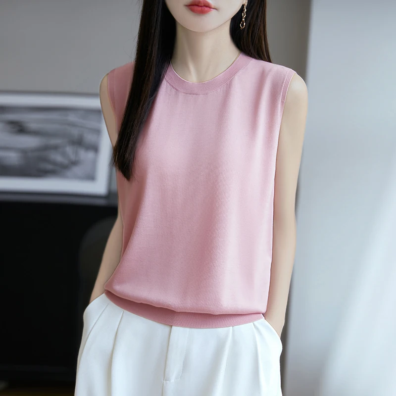 Hot Sales Summer Lyocell and Mulberry silk Blend Tops Women's Casual O-neck Sleeveless Knitted Pullover Soft Comfortable Black