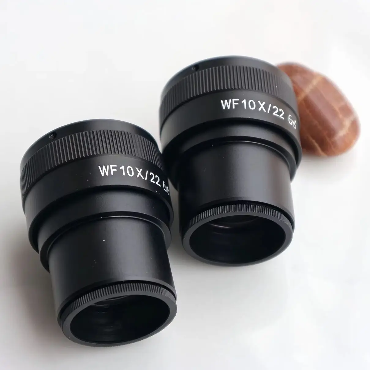 WF10X/22mm 10X Adjustable Diopter High Eye Point Wide Angle Eyepiece FMC Mounting Size 30mm for Stereo Microscope With Reticle