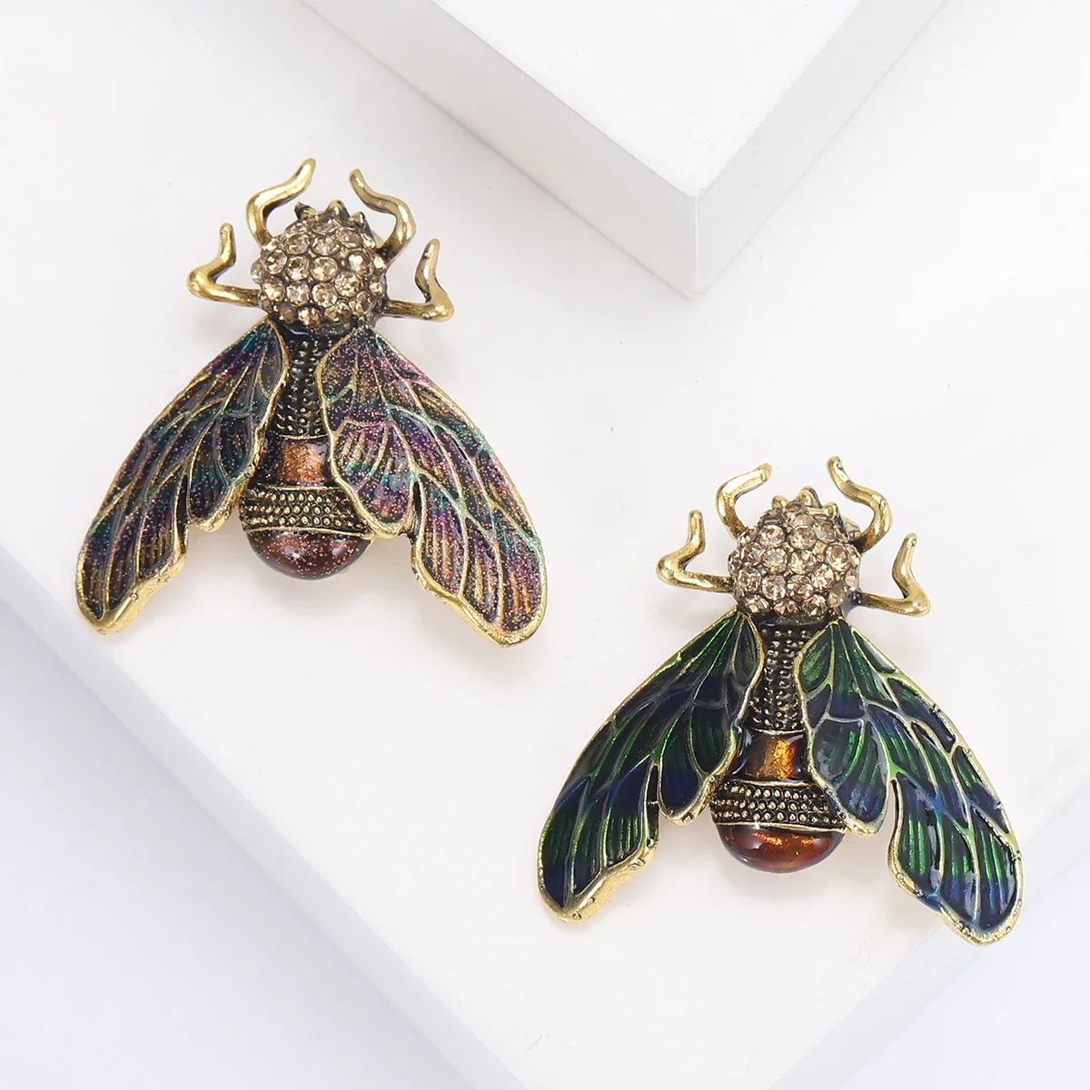 Vintage Rhinestone Bug Brooches for Women Enamel Insect Pin Event Party Luxury New Gifts Backpack Decoration Clothes Accessories