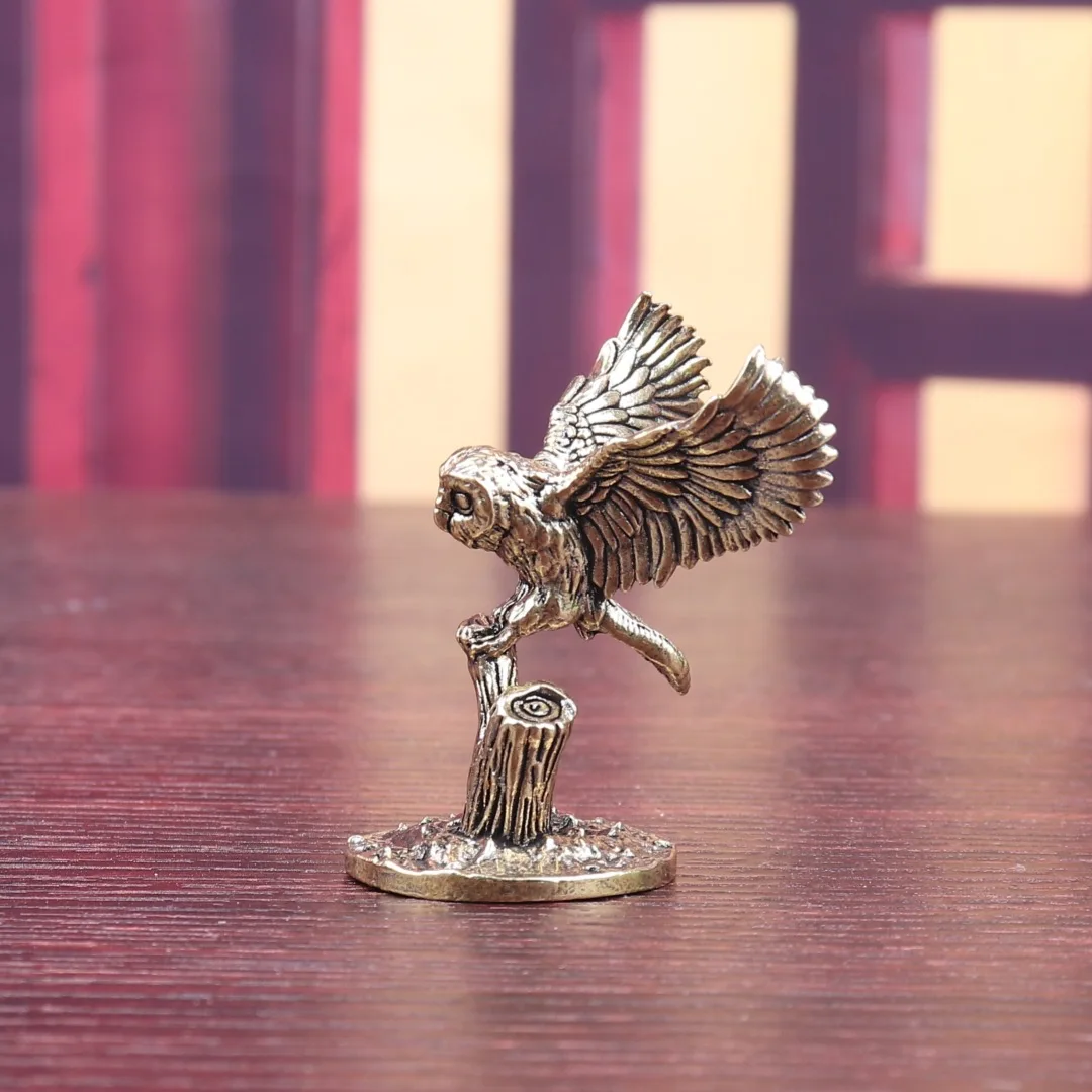 Pure Brass Copper Night Owl Opening Wings Bird On the Stump Desktop Ornament Living Room Decoration Handmade Craft M788