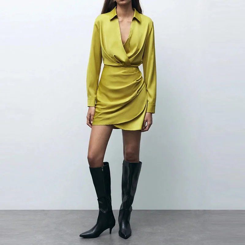 Décontracté bureau Wrap hanche robes courtes automne nouveau Satin couleur unie a-ligne robe 2025 mode col en v taille haute plissée Mini robe