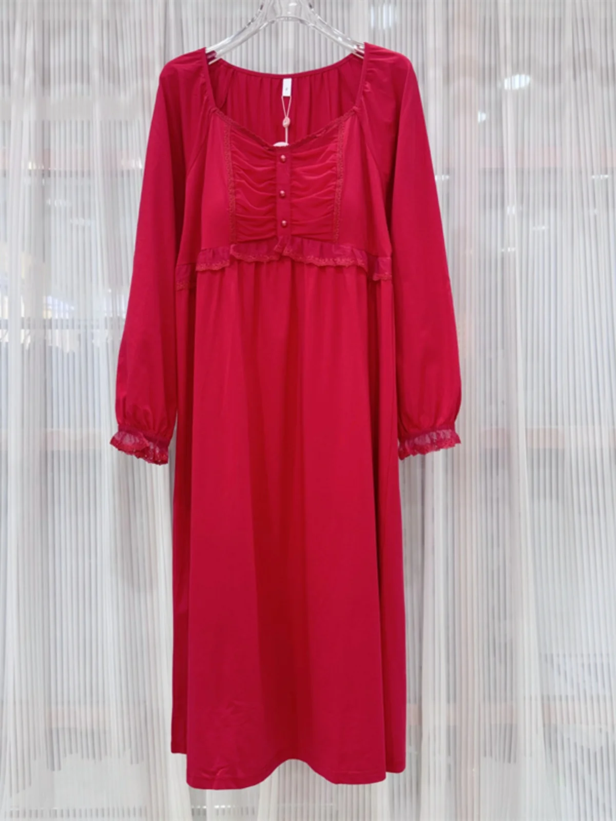 赤いニットの純綿長袖プリンセススタイルパジャマ、胸パッド付き、女性用スイートホームウェア、春秋新作