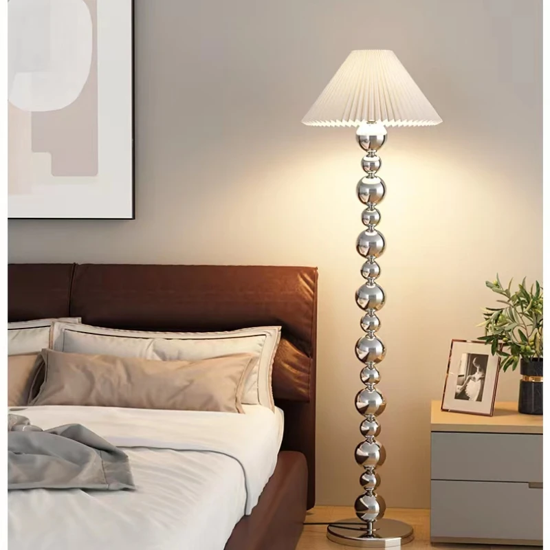 Floor Lamp Bauhaus Gourd Simple Bedroom Quiet Atmosphere Light Luxury Vertical Table Lamp