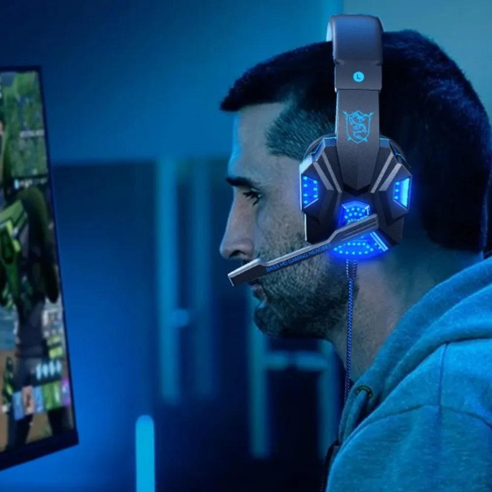 Headphone Berkabel Komputer Bercahaya dengan Mikrofon Earphone Gaming Berkabel Dapat Disesuaikan Subwoofer Penutup Telinga Besar