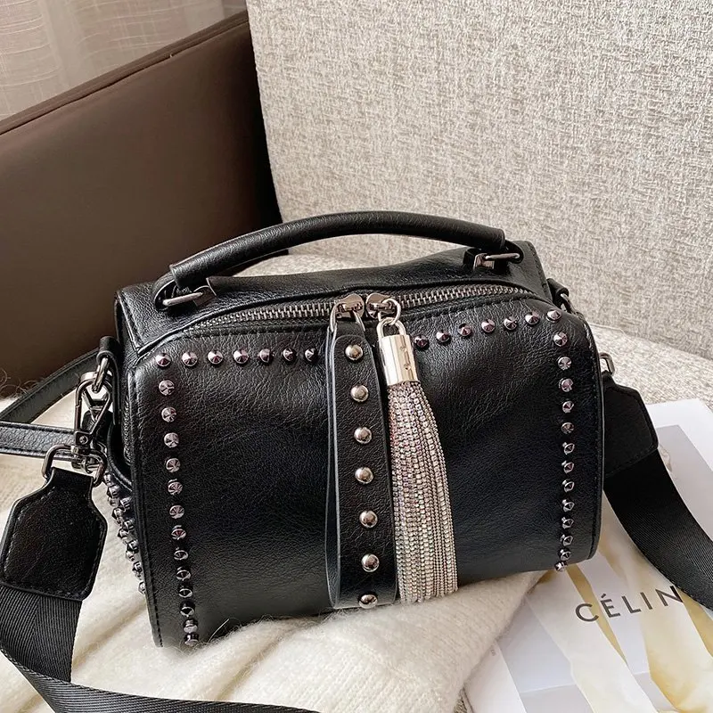 

Shopper Bags For Women Trend 2024 Cross Body Tote Bag Rivet Boston Punk Women's Shoulder Bag Korean Popular Luxury Designer