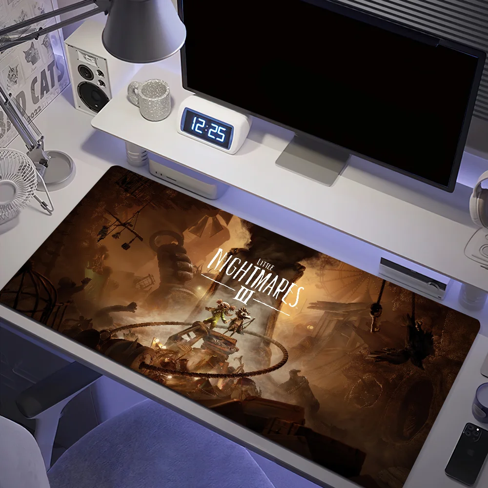 ليتل N-Nightmares 3 لعبة ماوس الوسادة حصيرة مكتبية كبيرة غير قابلة للانزلاق المضادة للمكياج لوحة المفاتيح مريح مكتب المطاط الكمبيوتر المنزل مخصص
