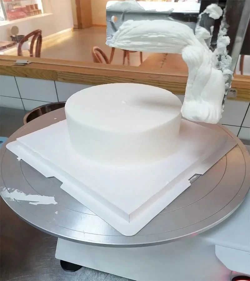 Auto Cake Icing Leveler Machine Cake Froster Cream Machine Creaming Cake Base Equipment
