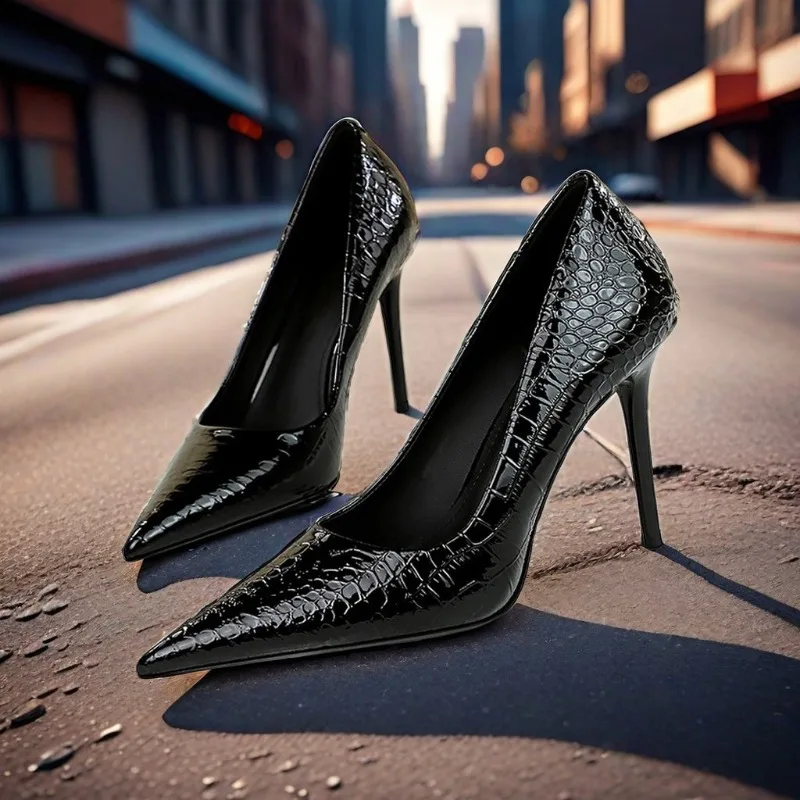 

2025 новые черные пикантные универсальные утягивающие туфли на высоком каблуке со змеиным узором, профессиональные одиночные туфли с мелким горлышком для женщин