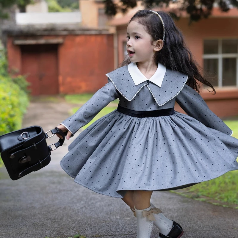 

Оригинальный дизайн, модное платье для девочек в иностранном стиле, милое темпераментное осенне-зимнее платье с длинными рукавами, детская эксклюзивная одежда