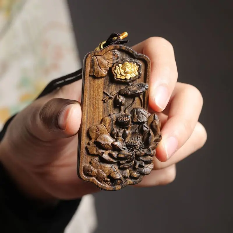 New model of agarwood carving 