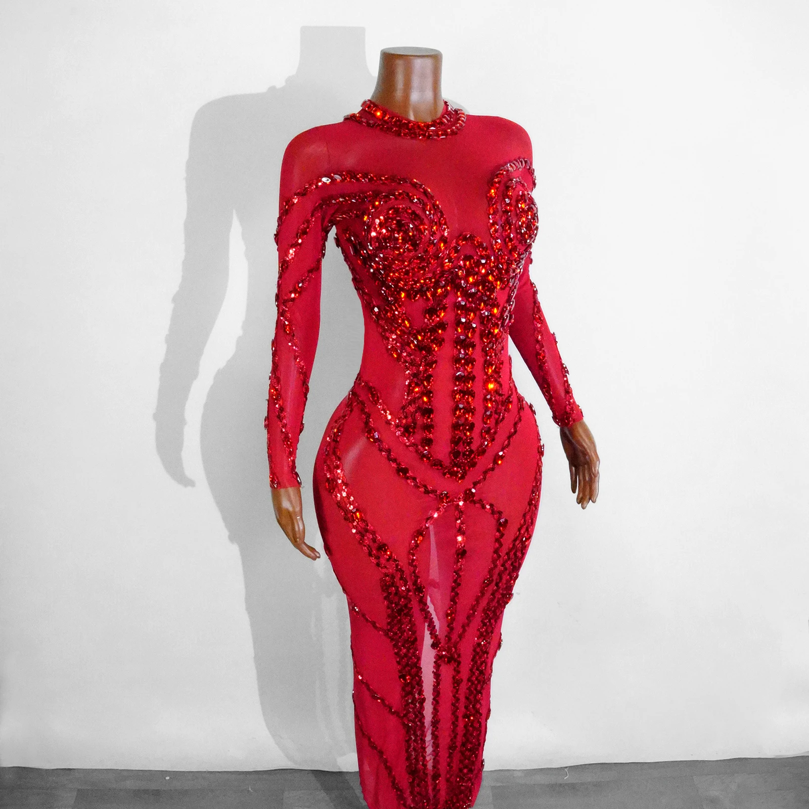 ชุดเดรสตาข่ายสีแดงแขนยาวประดับคริสตัลวิบวับ สำหรับงานวันเกิด งานร้องเพลง งานพรอม การแสดงบนเวที ไนต์คลับ ชุดคอสตูมสำหรับแดร็กควีน